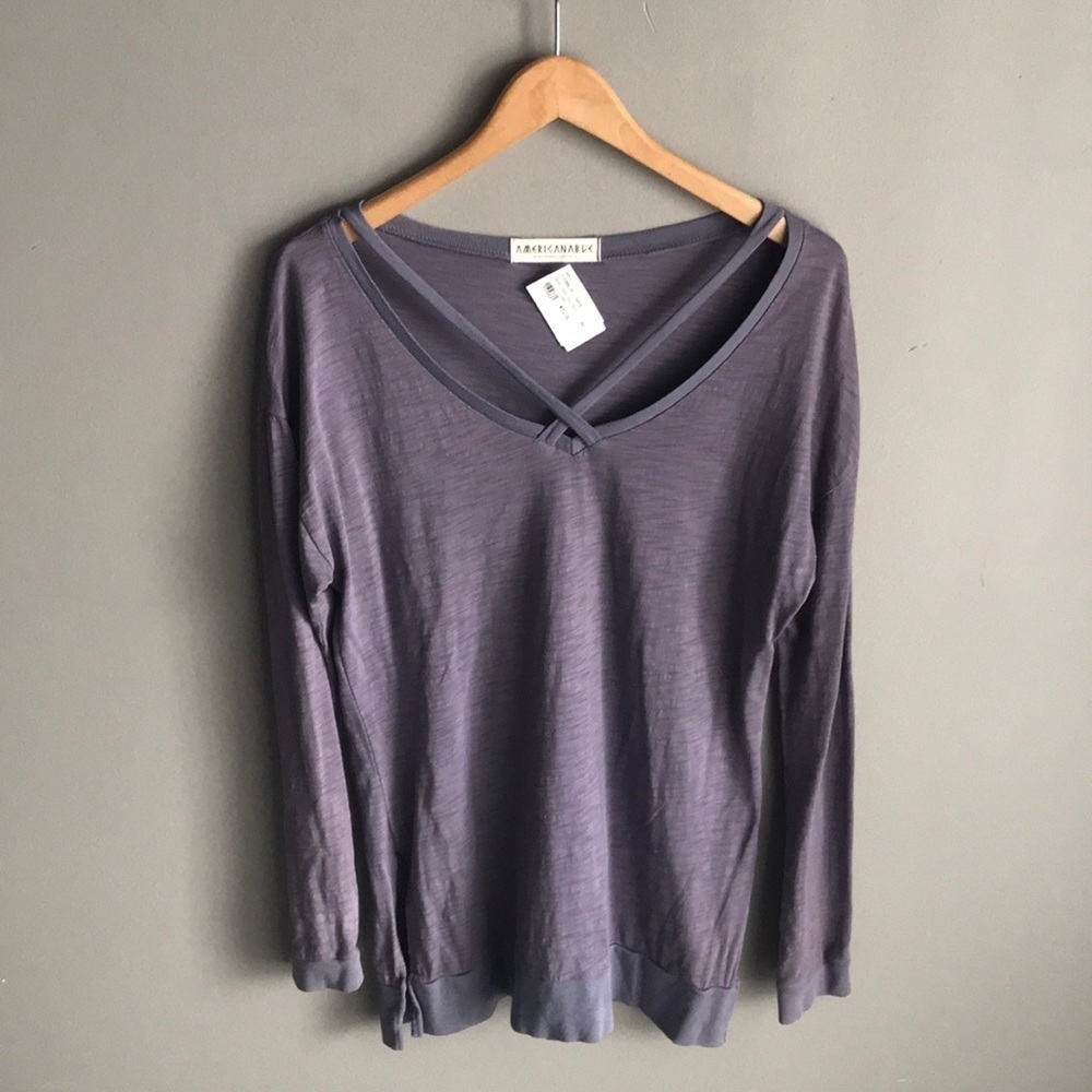 American Able Criss Cross Pullover M NWT Lavender
